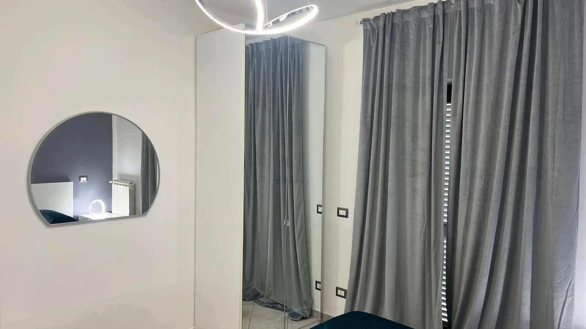 La Perla Del Mare - 9 Minutes From Fco Airport - Free Wifi E Netflix Apartment Fiumicino