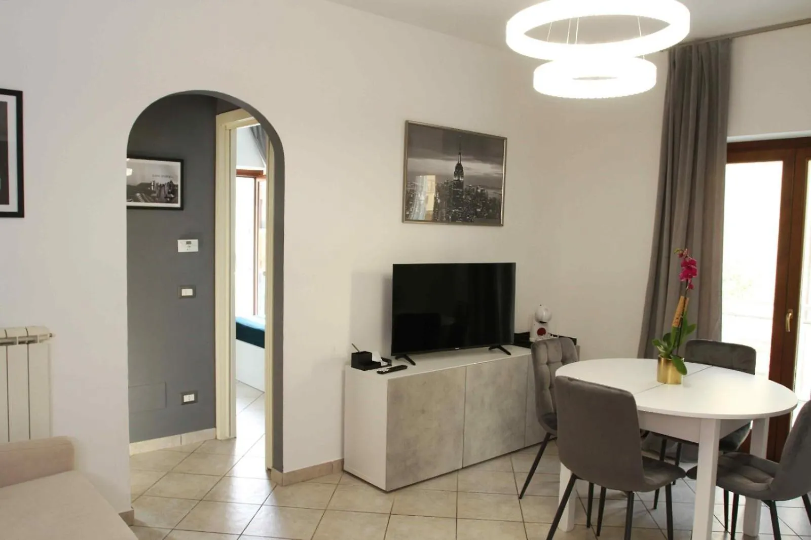 La Perla Del Mare - 9 Minutes From Fco Airport - Free Wifi E Netflix Apartment Fiumicino