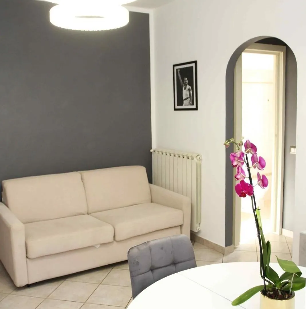La Perla Del Mare - 9 Minutes From Fco Airport - Free Wifi E Netflix Apartment Fiumicino